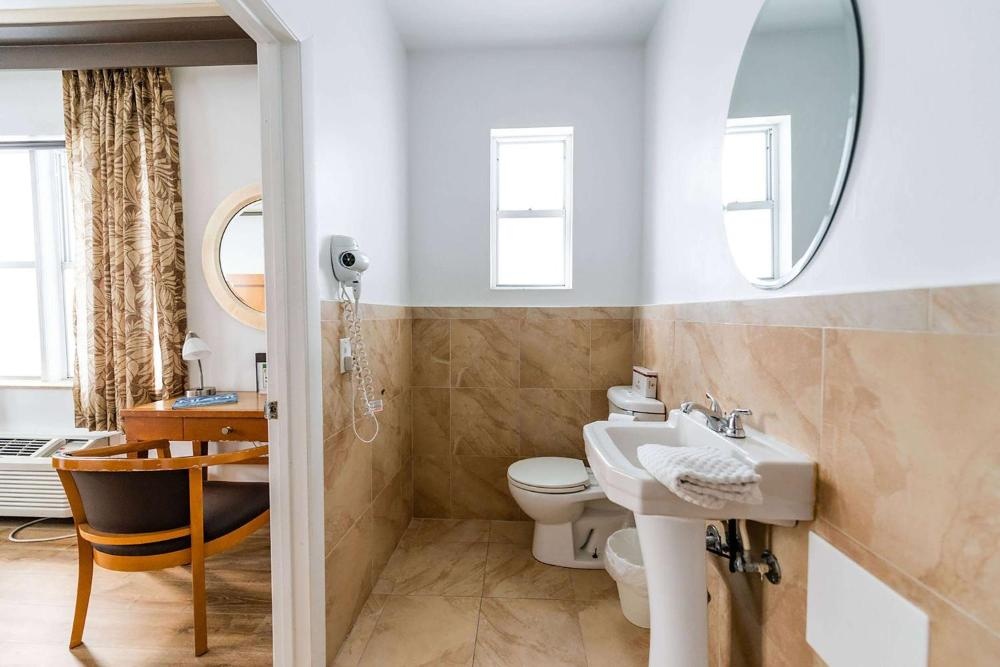 Majestic Hotel South Beach, Trademark Collection by Wyndham